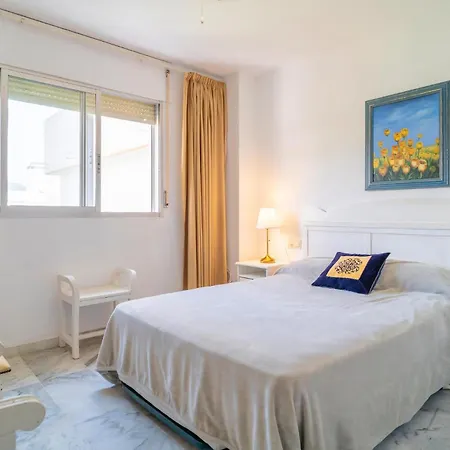 Cozy In With Kitchenette Apartment *