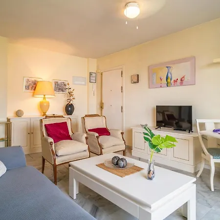 Cozy In With Kitchenette Apartment *